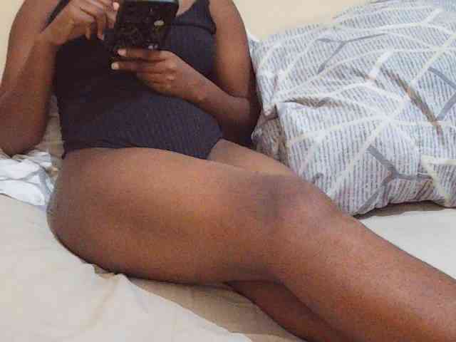 Sweetdiva2 webcam