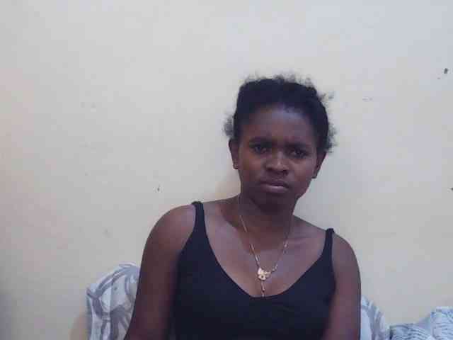 Sweetdiva2 webcam
