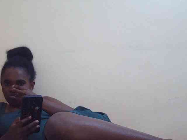 Sweetdiva2 webcam