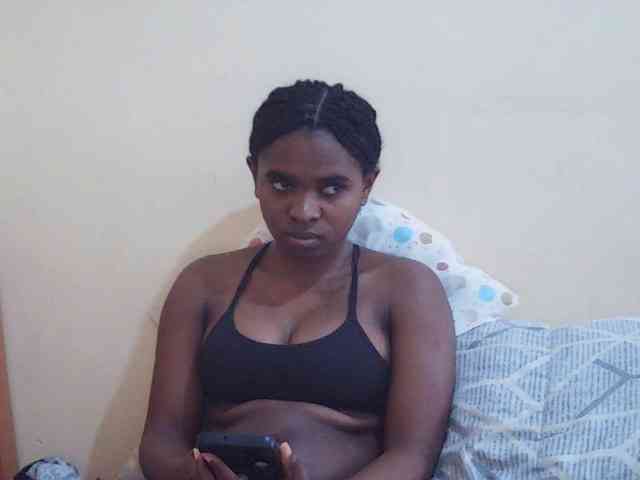 Sweetdiva2 webcam