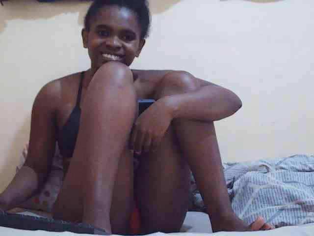 Sweetdiva2 webcam