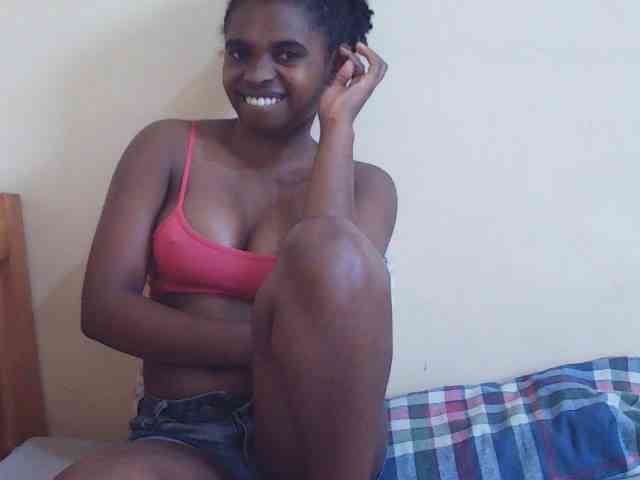 Sweetdiva2 webcam