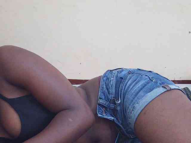 Sweetdiva2 webcam