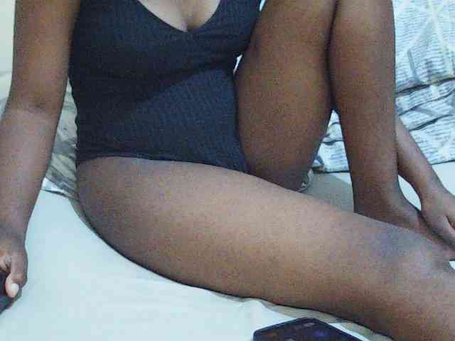 Sweetdiva2 webcam