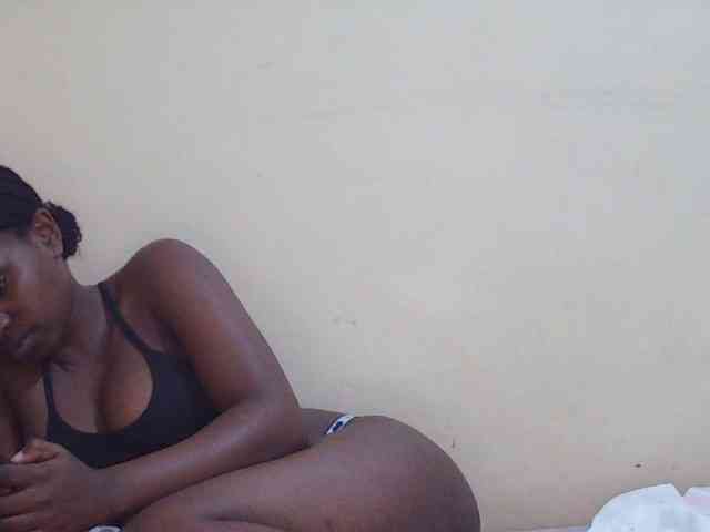 Sweetdiva2 webcam