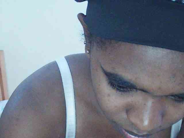 Sweetdiva2 webcam