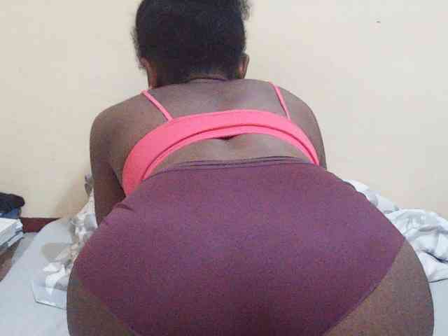 Sweetdiva2 webcam