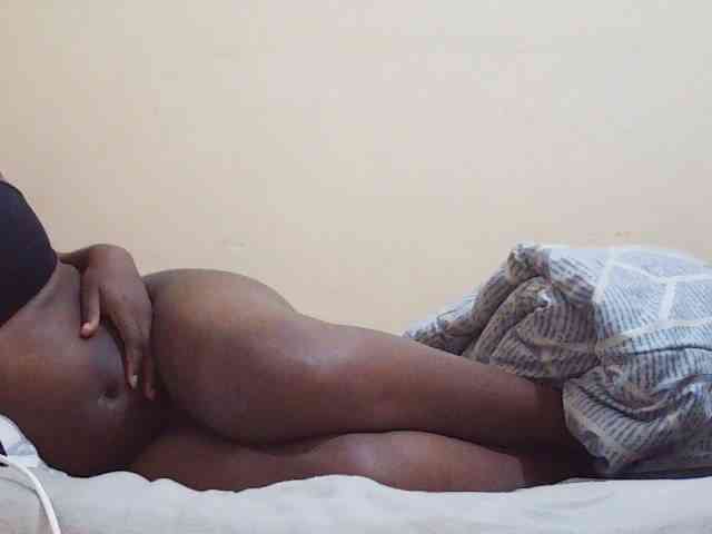 Sweetdiva2 webcam