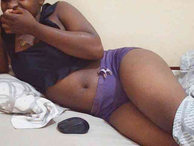 Sweetdiva2 webcam