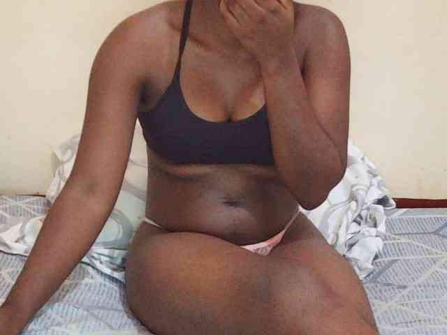 Sweetdiva2 webcam
