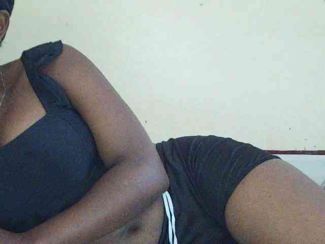 Sweetdiva2 webcam