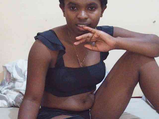 Sweetdiva2 webcam