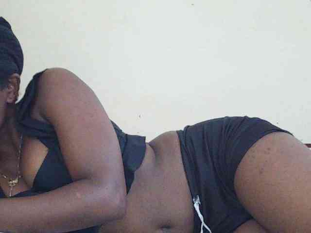 Sweetdiva2 webcam
