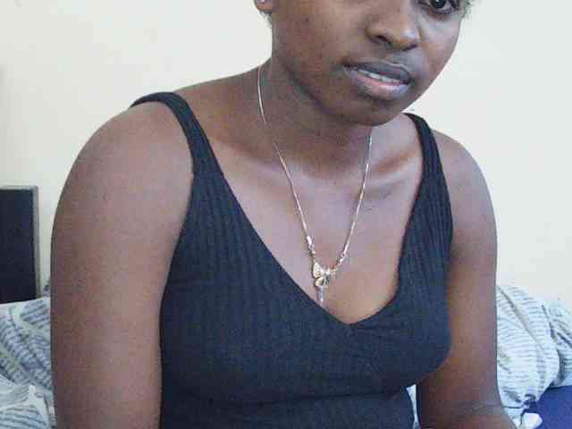 Sweetdiva2 webcam