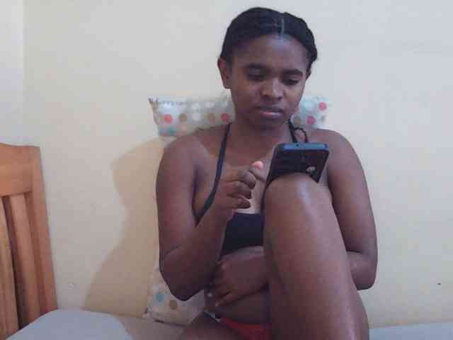 Sweetdiva2 webcam