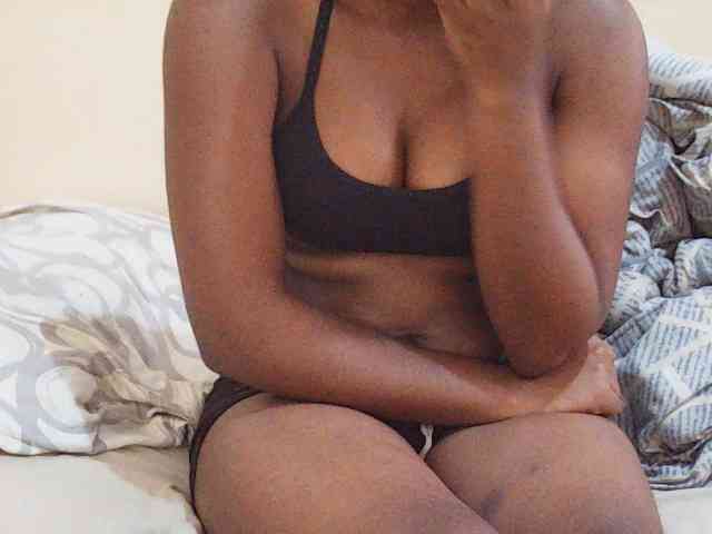 Sweetdiva2 webcam