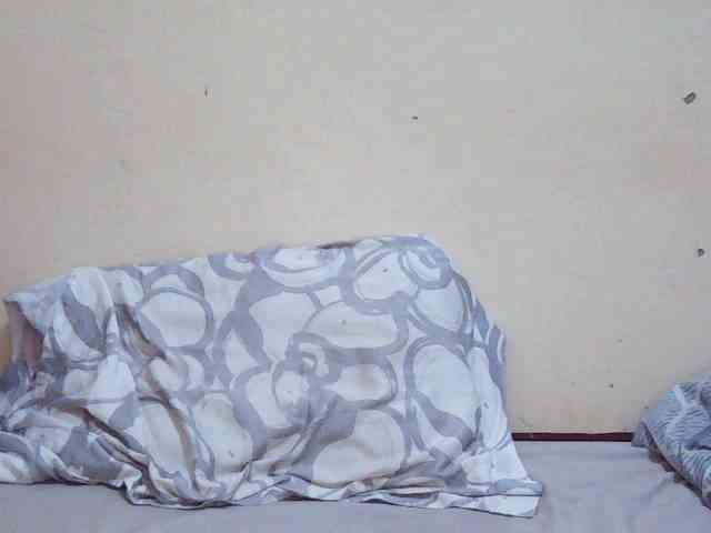 Sweetdiva2 webcam