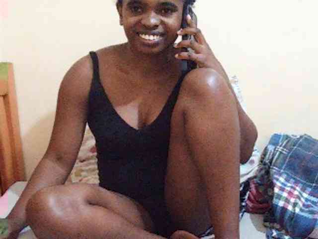 Sweetdiva2 webcam