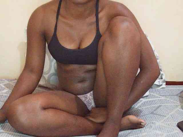 Sweetdiva2 webcam