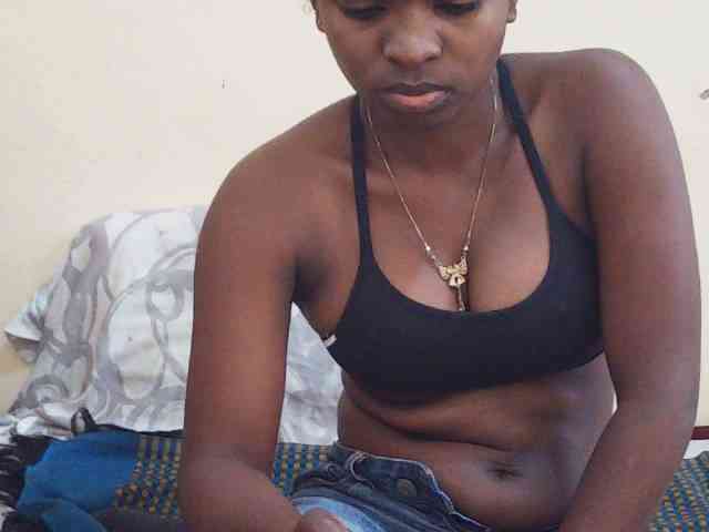 Sweetdiva2 webcam
