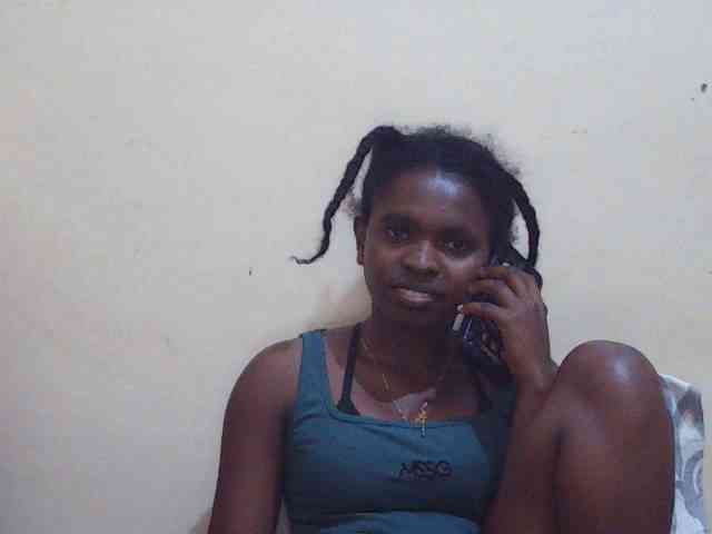 Sweetdiva2 webcam