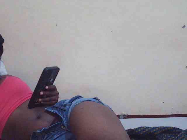 Sweetdiva2 webcam