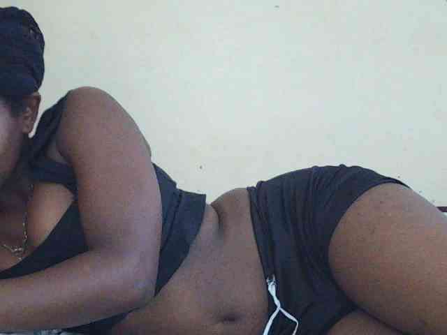 Sweetdiva2 webcam