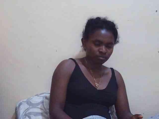 Sweetdiva2 webcam