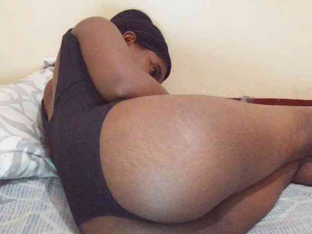 Sweetdiva2 webcam
