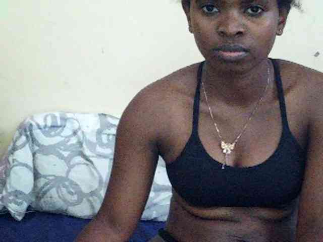 Sweetdiva2 webcam