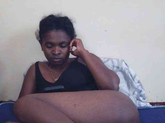Sweetdiva2 webcam