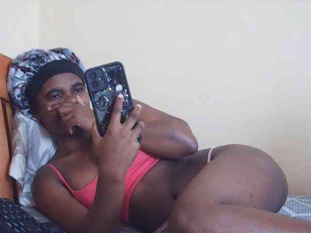 Sweetdiva2 webcam