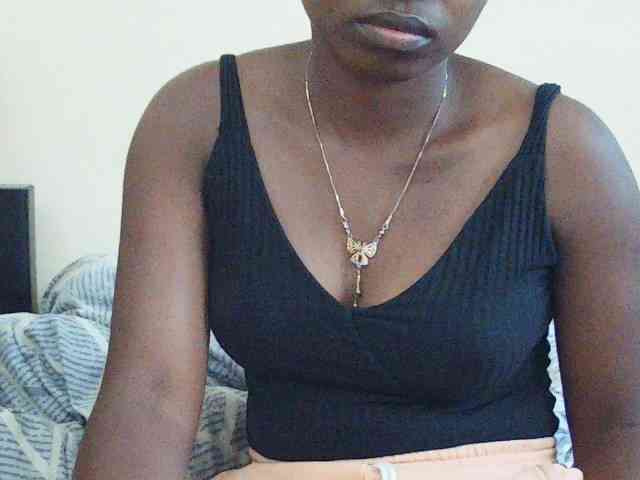 Sweetdiva2 webcam