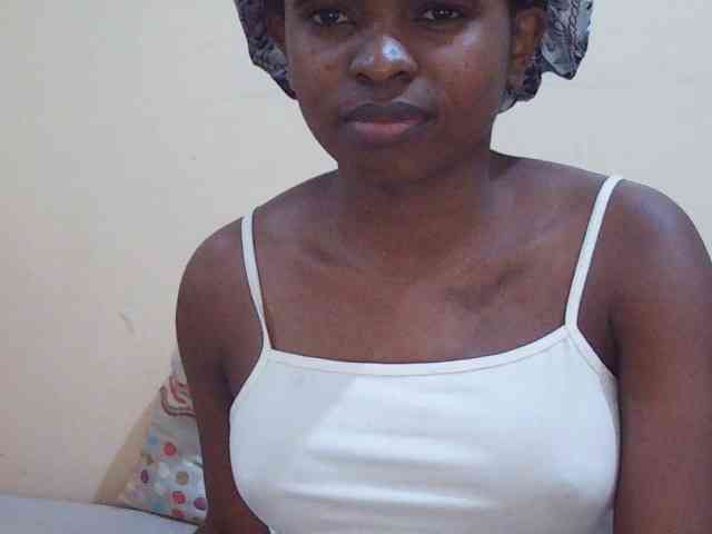 Sweetdiva2 webcam