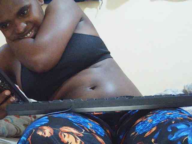 Sweetdiva2 webcam