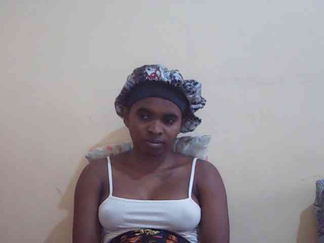 Sweetdiva2 webcam