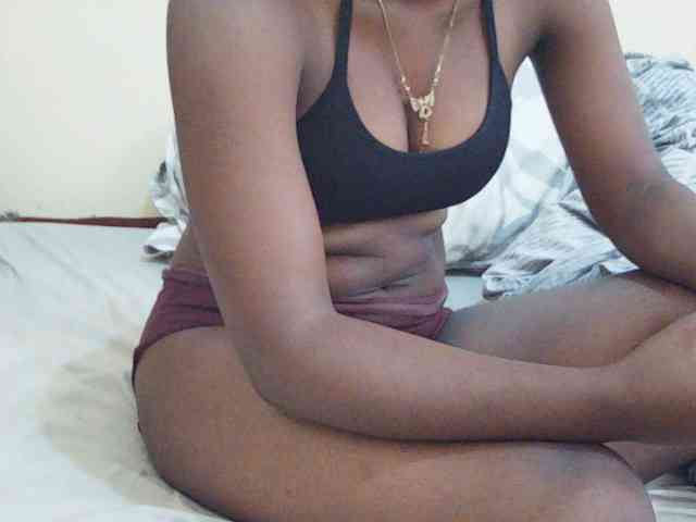 Sweetdiva2 webcam