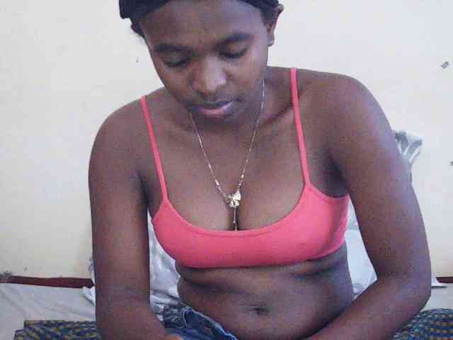 Sweetdiva2 webcam