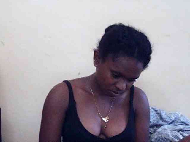 Sweetdiva2 webcam