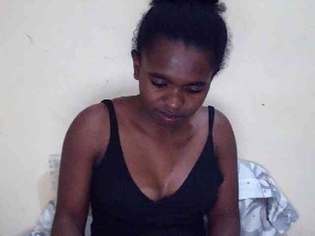 Sweetdiva2 webcam
