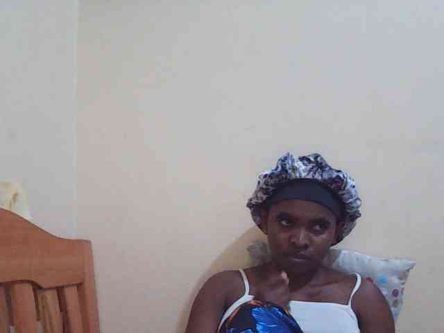 Sweetdiva2 webcam