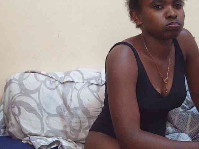 Sweetdiva2 webcam
