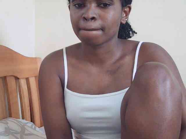 Sweetdiva2 webcam
