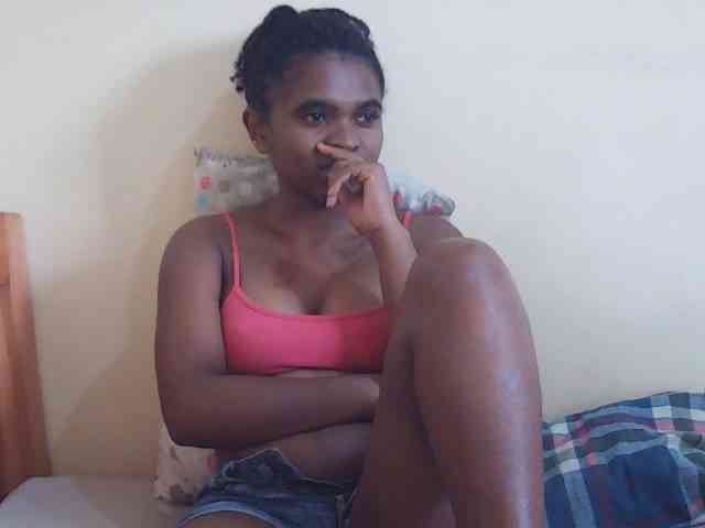 Sweetdiva2 webcam
