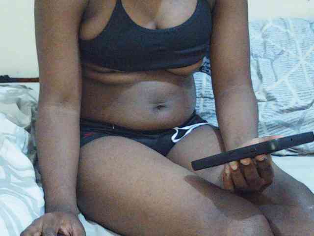 Sweetdiva2 webcam