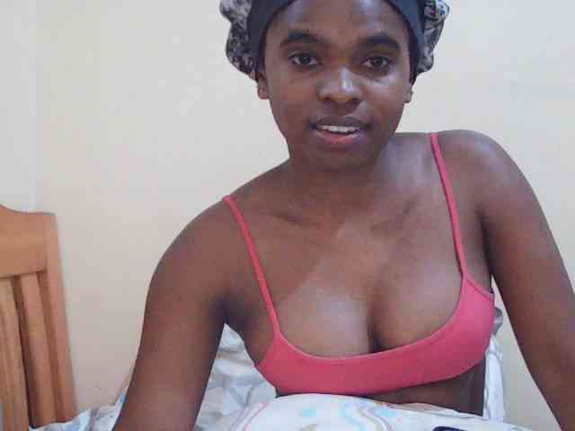 Sweetdiva2 webcam
