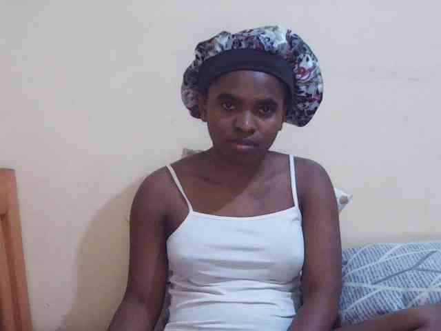 Sweetdiva2 webcam