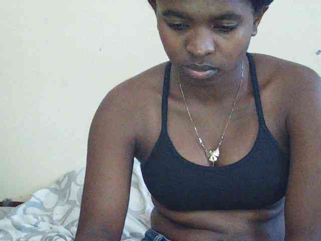 Sweetdiva2 webcam