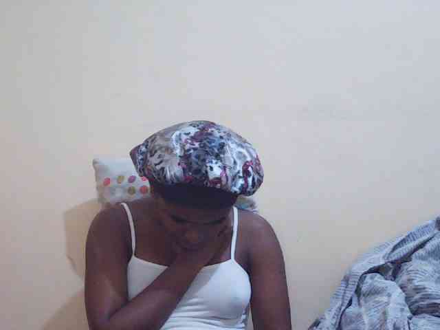 Sweetdiva2 webcam