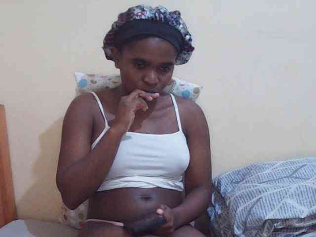 Sweetdiva2 webcam
